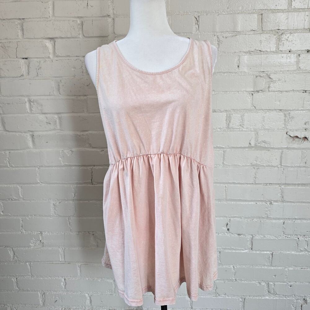 ​Chic Soul Size 1XL Light Peach Wash Babydoll Tank Top Empire Waist Peplum